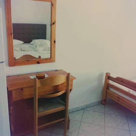 Asterias Apartment